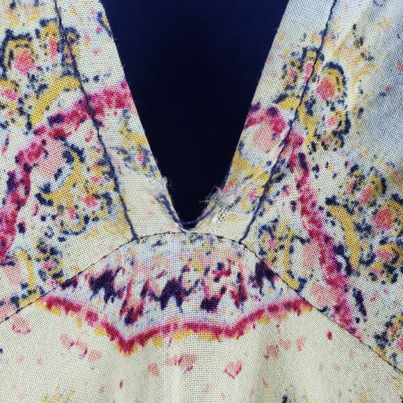 Free People Womens L Bell Sleeve Ruffled Tunic Top Blue Boho Medallion Loose Fit - Picture 7 of 11